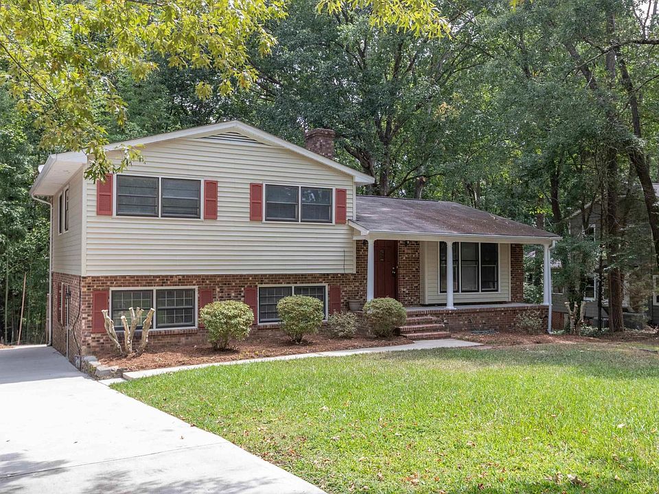 1st image of 417 Landerwood Ln