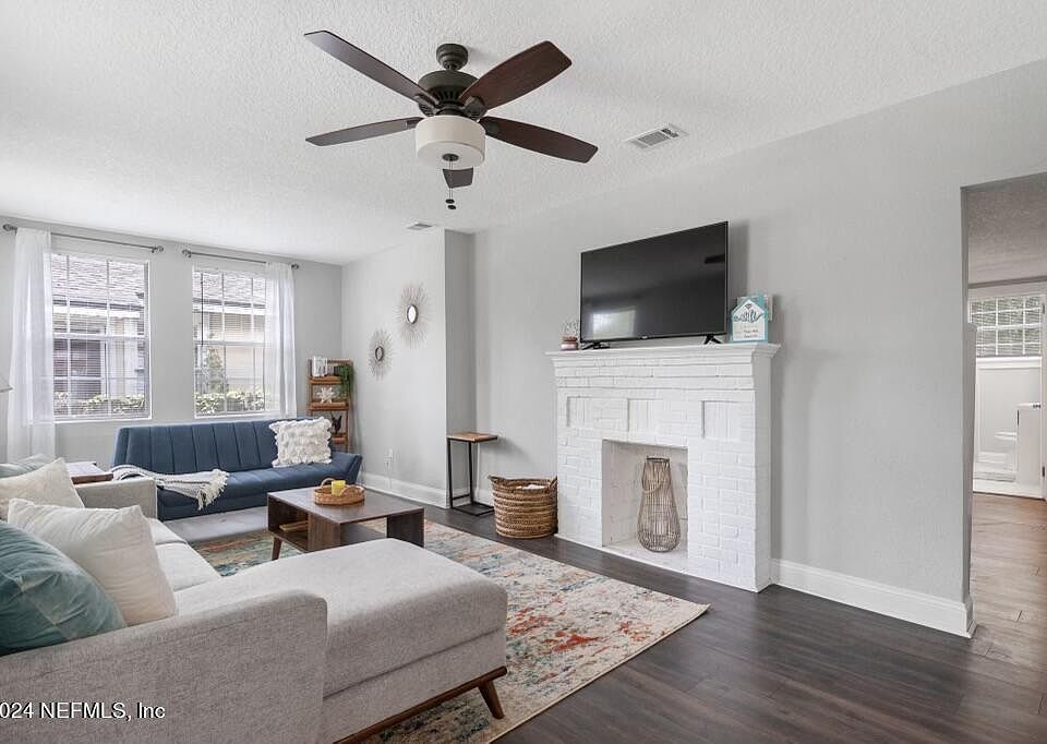 1st image of 4532 POLARIS Street