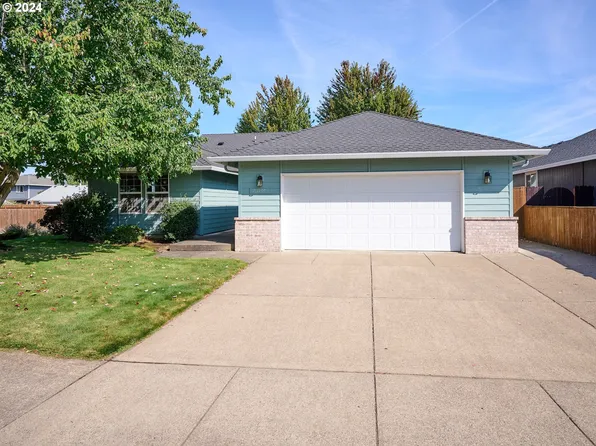 1119 Meadowlark Pl, Molalla, OR 97038