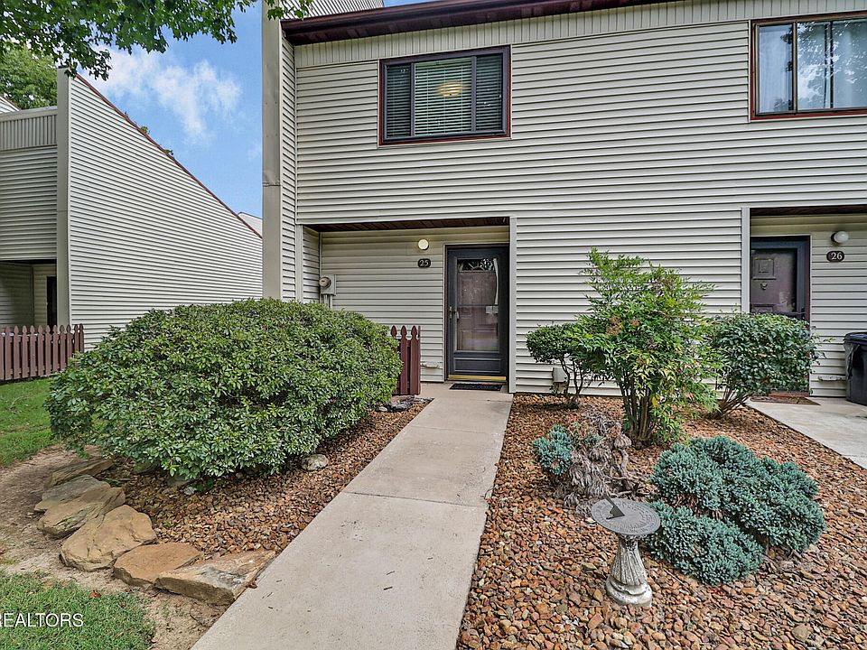 1st image of 25 Wilshire Heights Dr