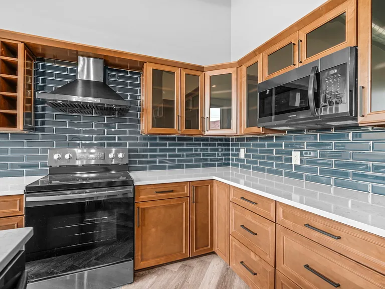 204 1/2 N Main St #1 — Photo 5