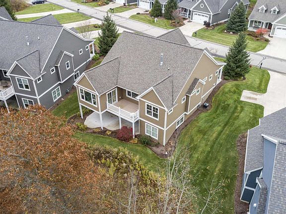 3rd image of 4146 E Gables Ct NE #4