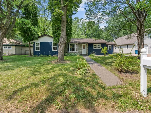 68 6th St NW, Forest Lake, MN 55025