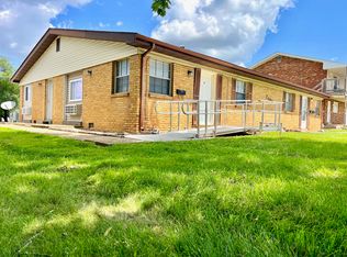 2409 Patrick Dr APT 10, Belleville, IL 62221