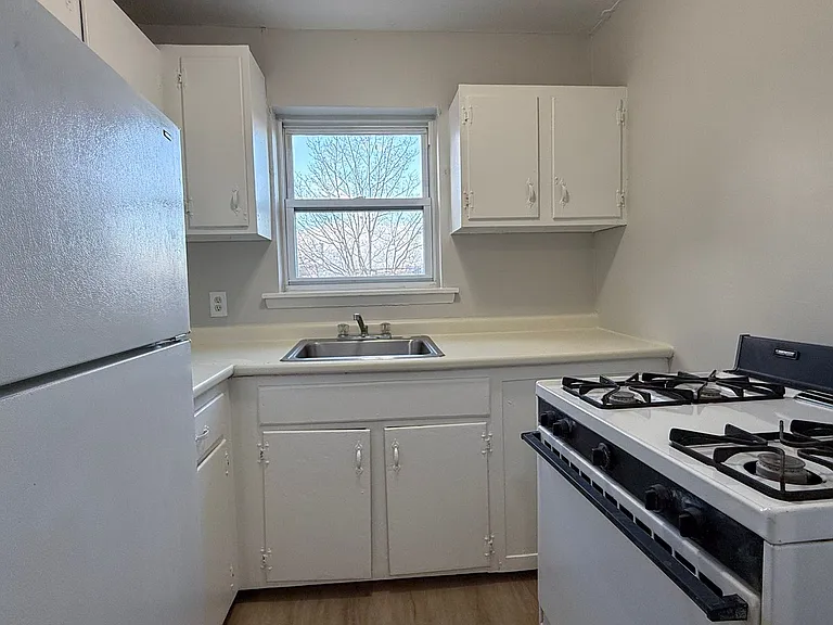 55 Morris St — Photo 13