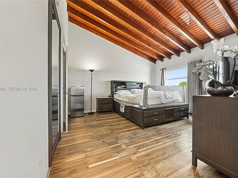 9011 NE 4th Avenue Rd #9011 — Photo 13