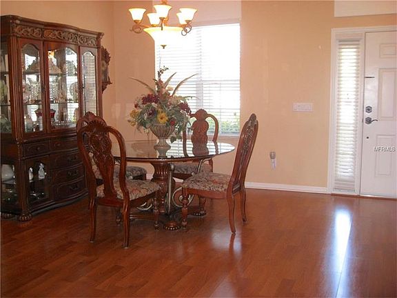4th image of 3105 E Floral Way