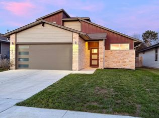 273 Centuryplant Rd, Leander, TX 78641