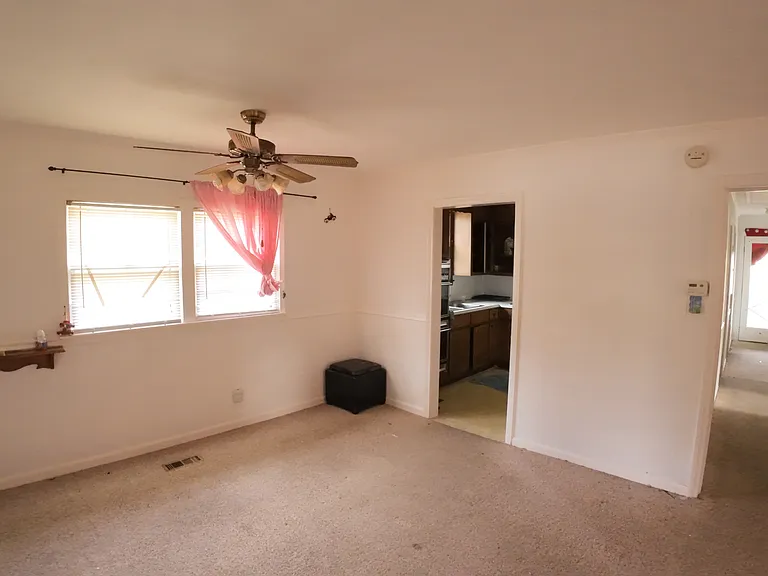 5924 Mimosa Cir — Photo 10