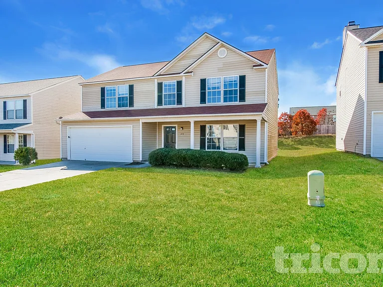 410 Fox Trot Dr — Photo 1