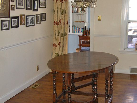 5th image of 149 Girard Pl