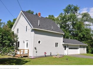 33 Prospect St, Milo, ME 04463