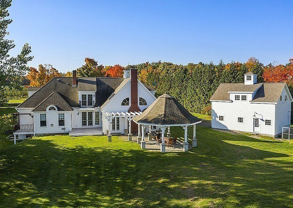 283 Elmwood Rd, Lunenburg, MA 01462 Zillow