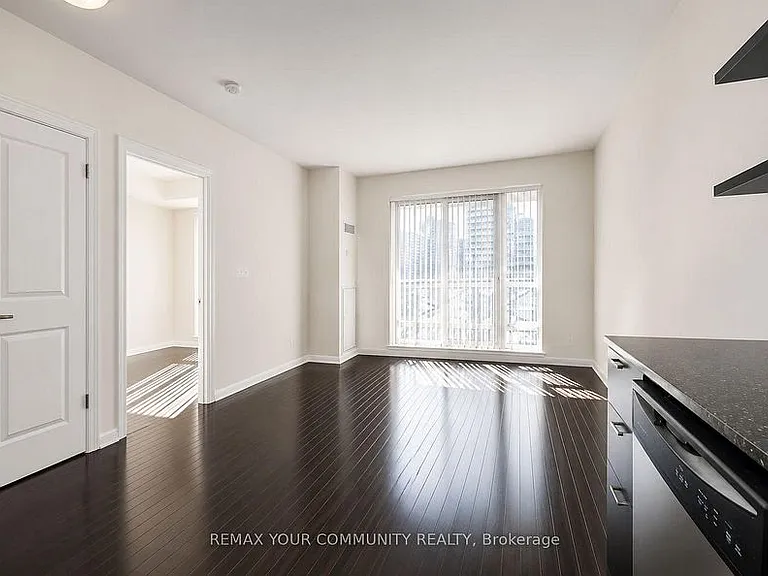 35 Hayden St #819 — Photo 26