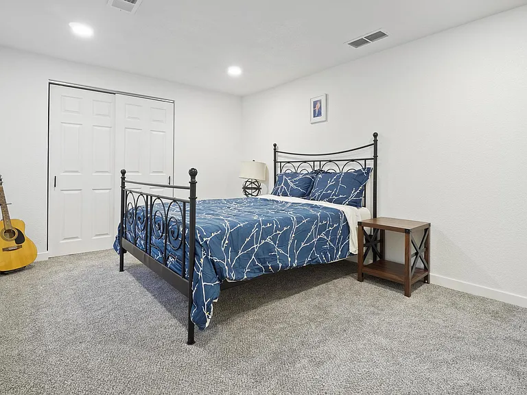 6050 E Alameda Ave — Photo 26