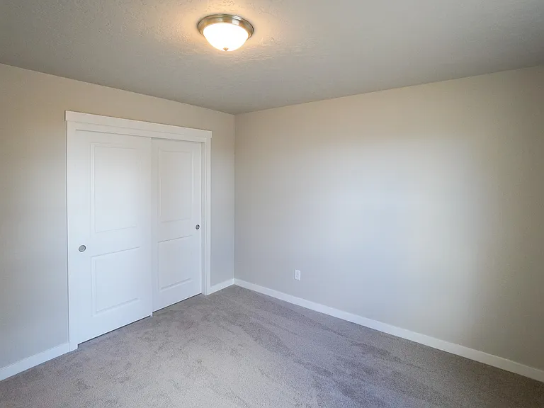 2814 N Cherry Grove Way — Photo 9