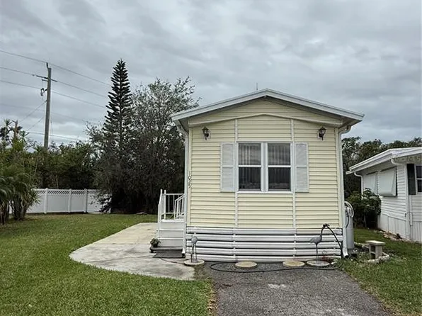 3333 26th Ave E #1025, Bradenton, FL 34208