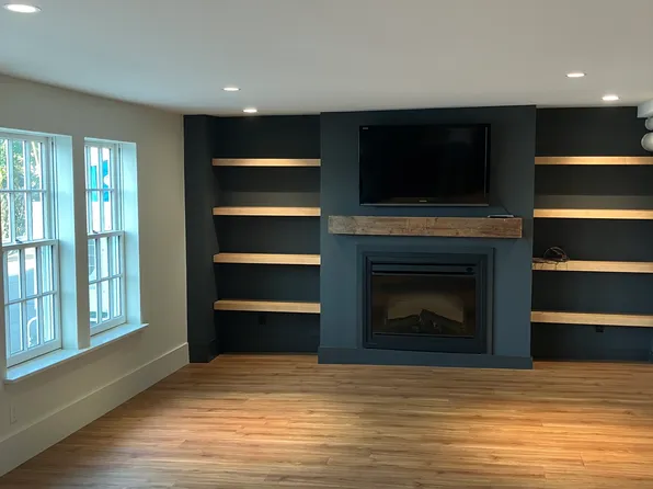 105 Water St #R, Exeter, NH 03833