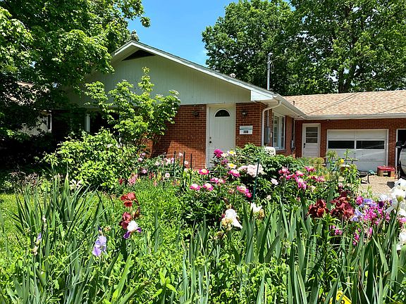 Spring Garden in front