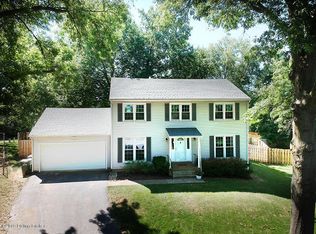 10700 English Oak Ct, Louisville, KY 40241
