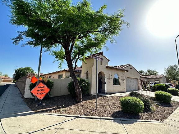 2nd image of 3693 E San Carlos Pl