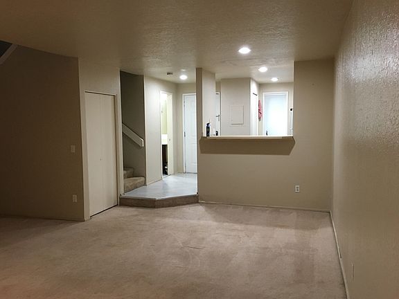 2nd image of 9921 NE 135th Pl