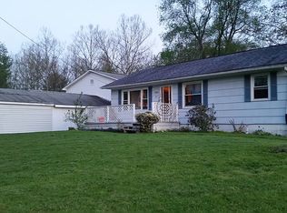 211 Main St, Gypsy, WV 26361