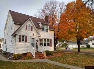 420 3rd Ave NW, Sleepy Eye, MN 56085