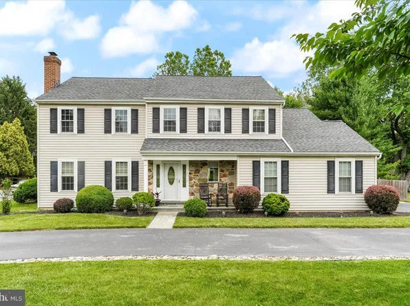 870 Tannery Dr, Wayne, PA 19087