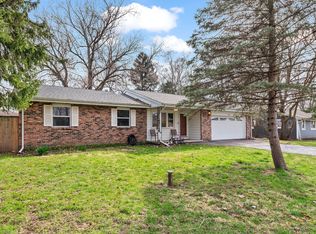 6404 E Flora St, Kankakee, IL 60901