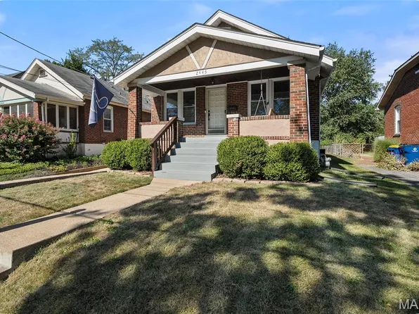 2445 Bremerton Rd, Saint Louis, MO 63144
