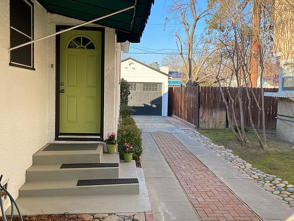 2nd image of 421 E Princeton Ave