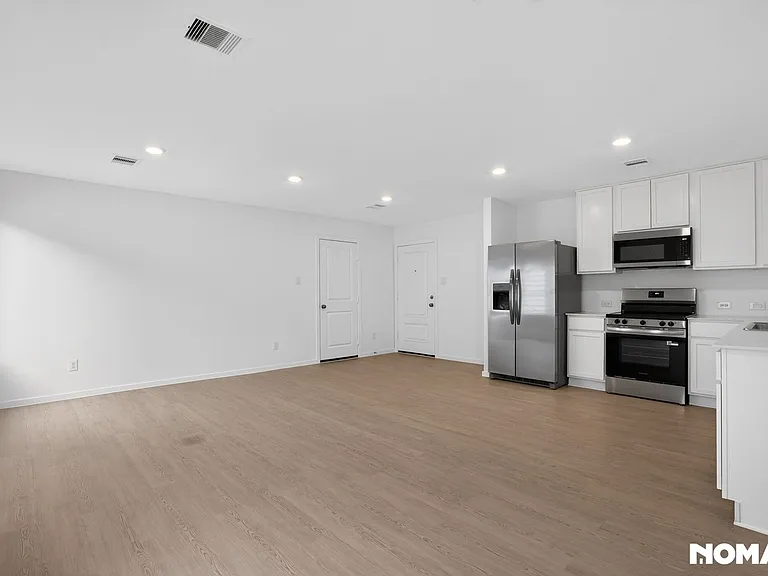 401 County Road 590106 — Photo 5