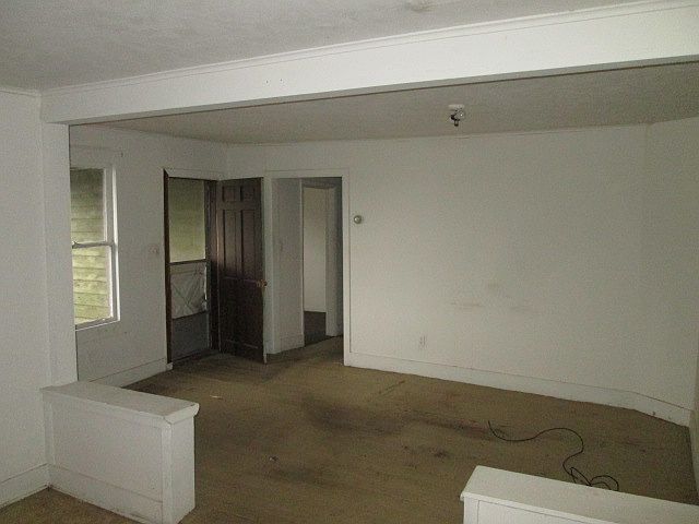 2nd image of 225 Gertrude St