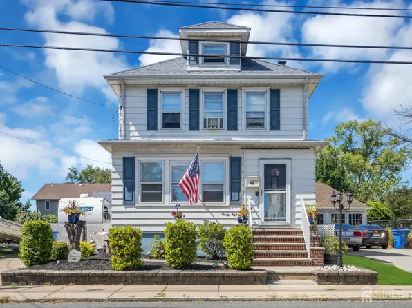 98 William St, South River, NJ 08882