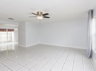 7918 Kimberly Blvd, North Lauderdale, FL 33068