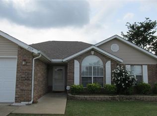 2319 SW 17th St, Bentonville, AR 72712