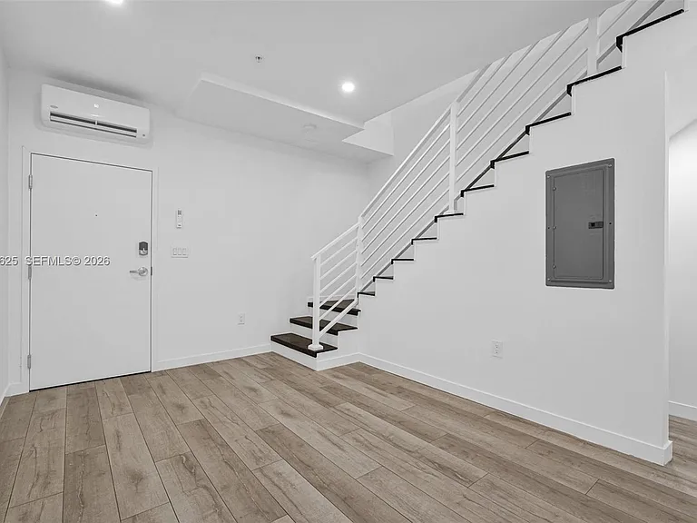 1610 Euclid Ave #A-109 — Photo 7