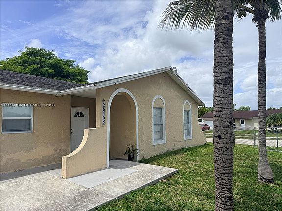 3rd image of 26468 SW 123rd Pl