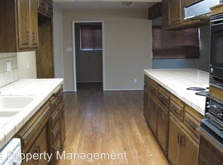 2604 El Portal Dr, Bakersfield, CA 93309