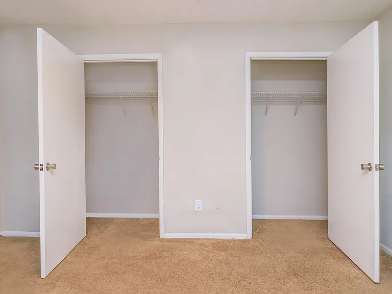 Ashley Oaks Apartments — Photo 25