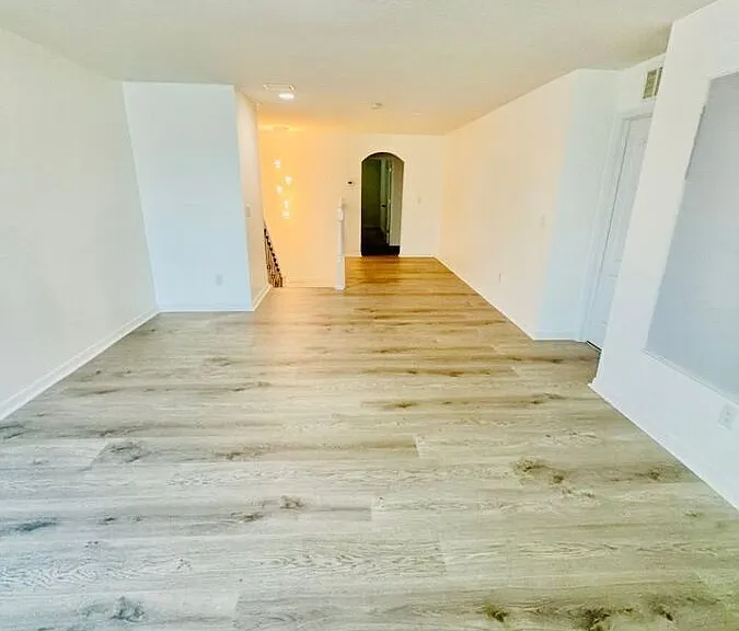 5344 Suncatcher Dr — Photo 14