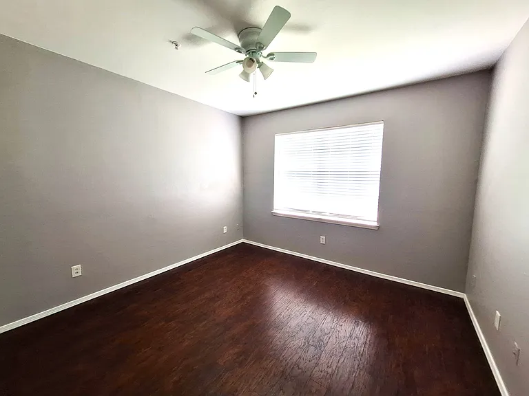 12906 Sanctuary Cove Dr — Photo 9