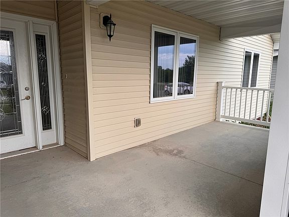 3rd image of 1817 McKay Dr