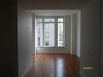 Sold by Manhattan Network Inc.