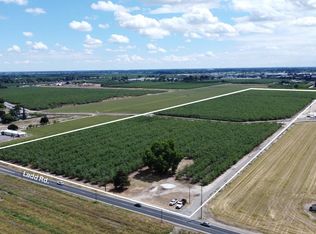 1012 Ladd Rd, Modesto, CA 95356