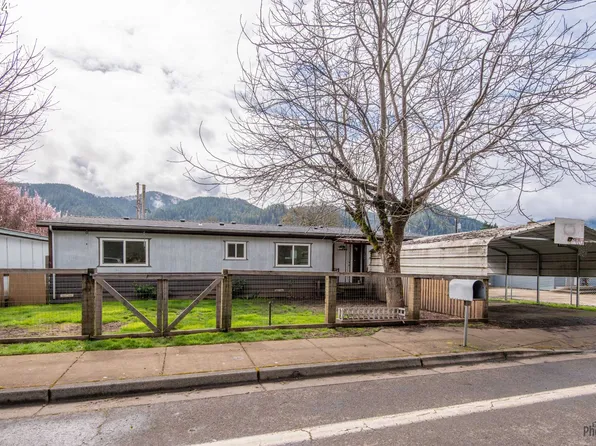 47888 W 2nd St, Oakridge, OR 97463