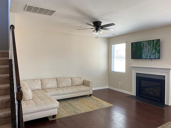 3rd image of 9506 Hartington Pl