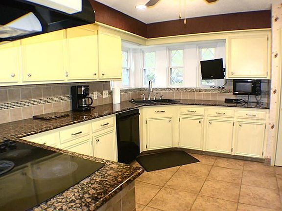 5th image of 1415 Roanwood Dr