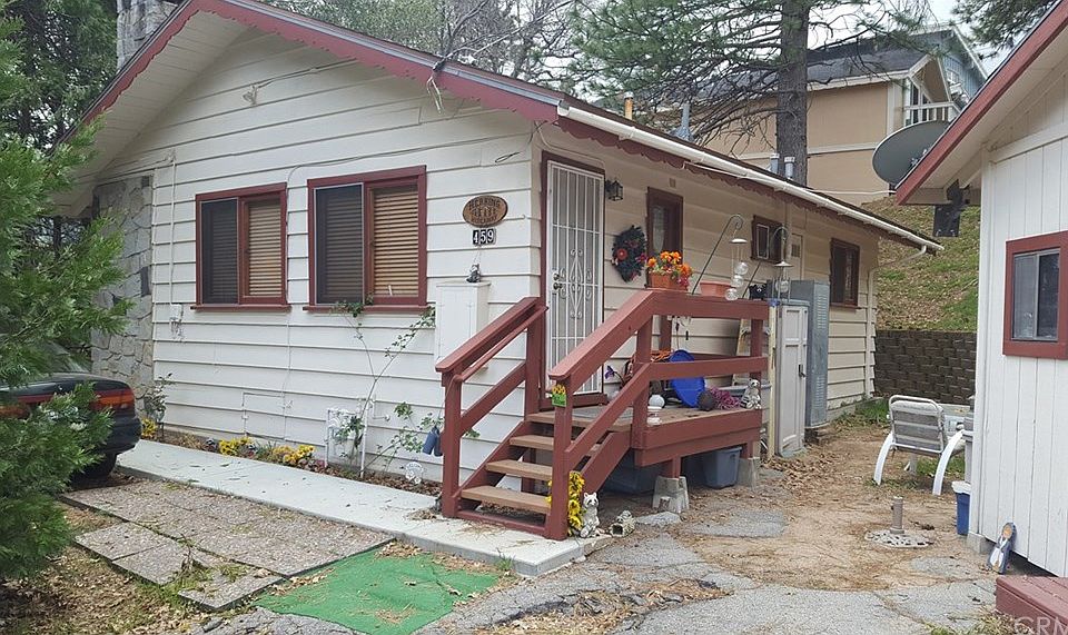 1st image of 459 Delle Dr